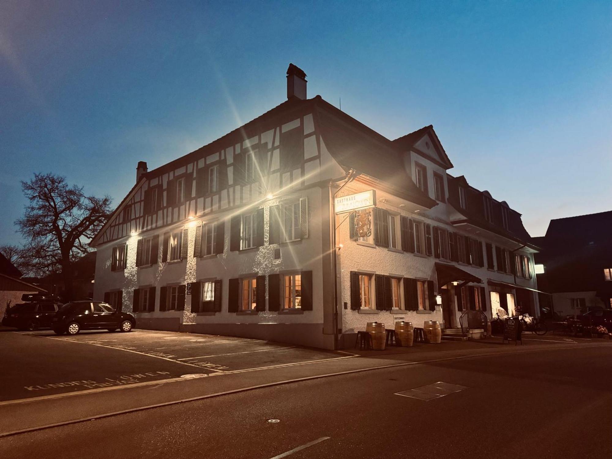 Gasthaus Zum Loewen Neftenbach Dış mekan fotoğraf